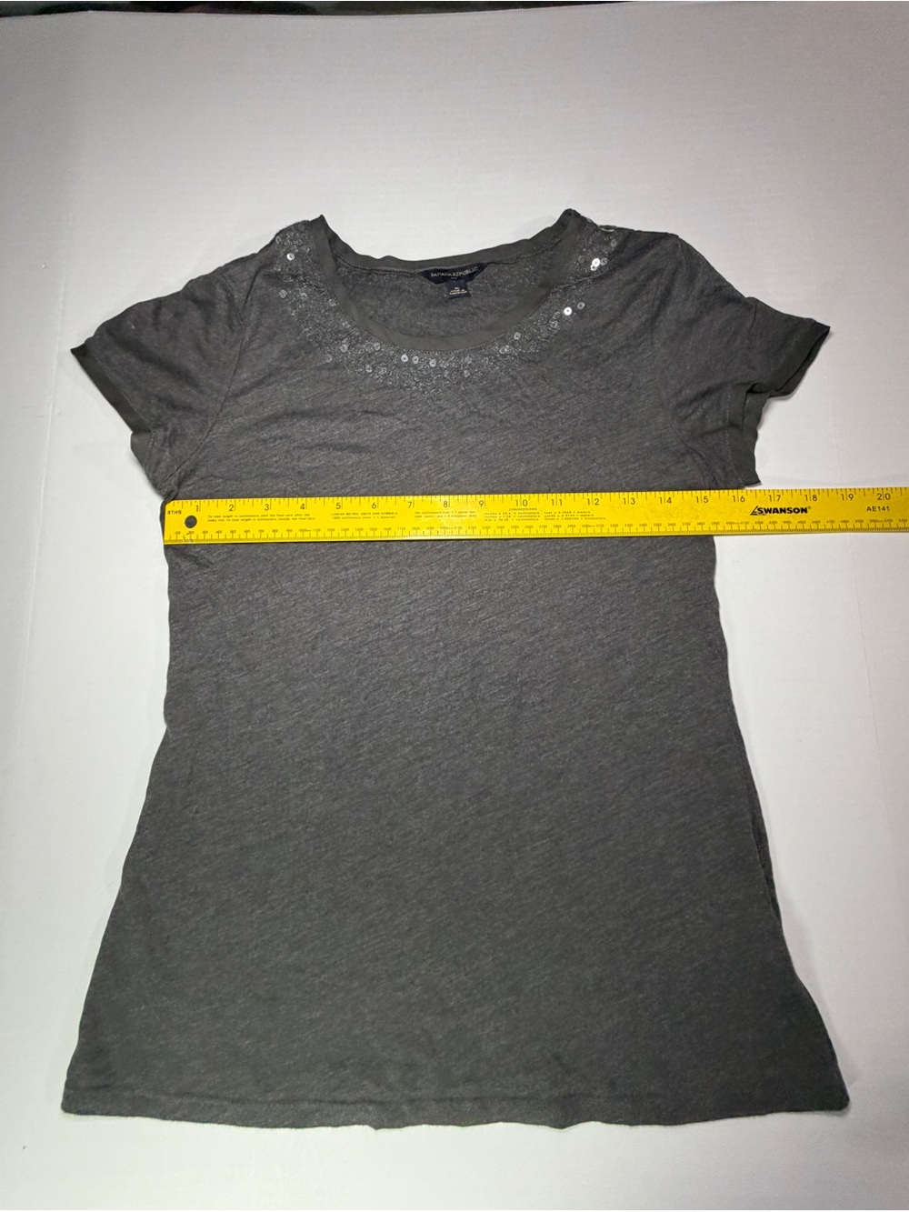Banana Republic Gray Short-Sleeve Crewneck Tee with Sequin Accents - Picture 3 of 5